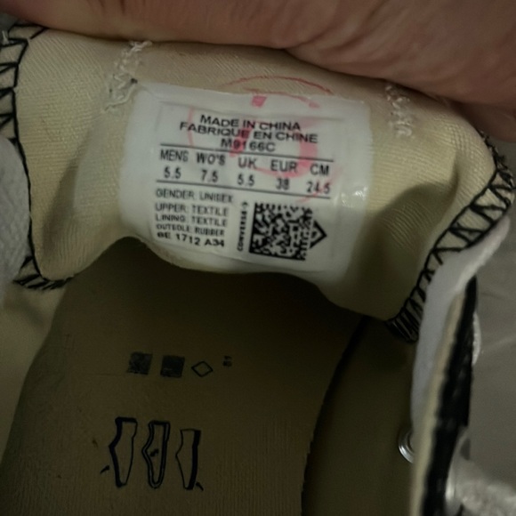 Converseđź–¤ - Picture 4 of 4